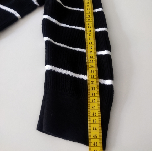 Round neck women's sweat-shirt excellent condition size L - Picture 7 of 7